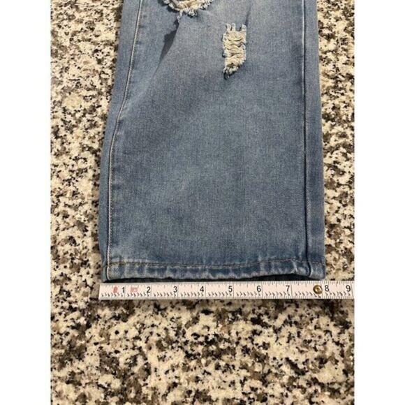 Shein Curve 1XL Women’s Light Blue Distressed Boyfriend Jeans Relaxed Fit Denim - Picture 6 of 8